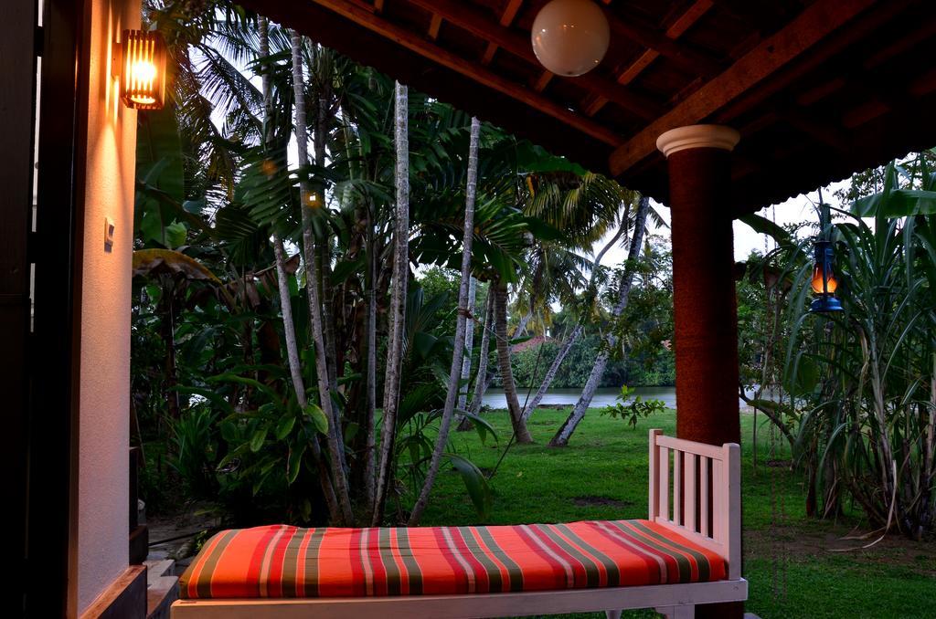 Aknara Rest Hotel Weligama Exterior foto
